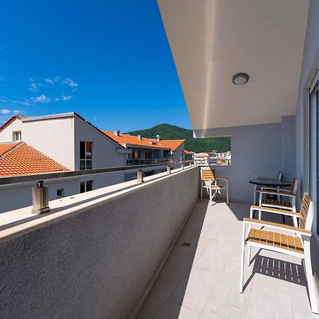 Marea Apartments Budva Bagian luar foto