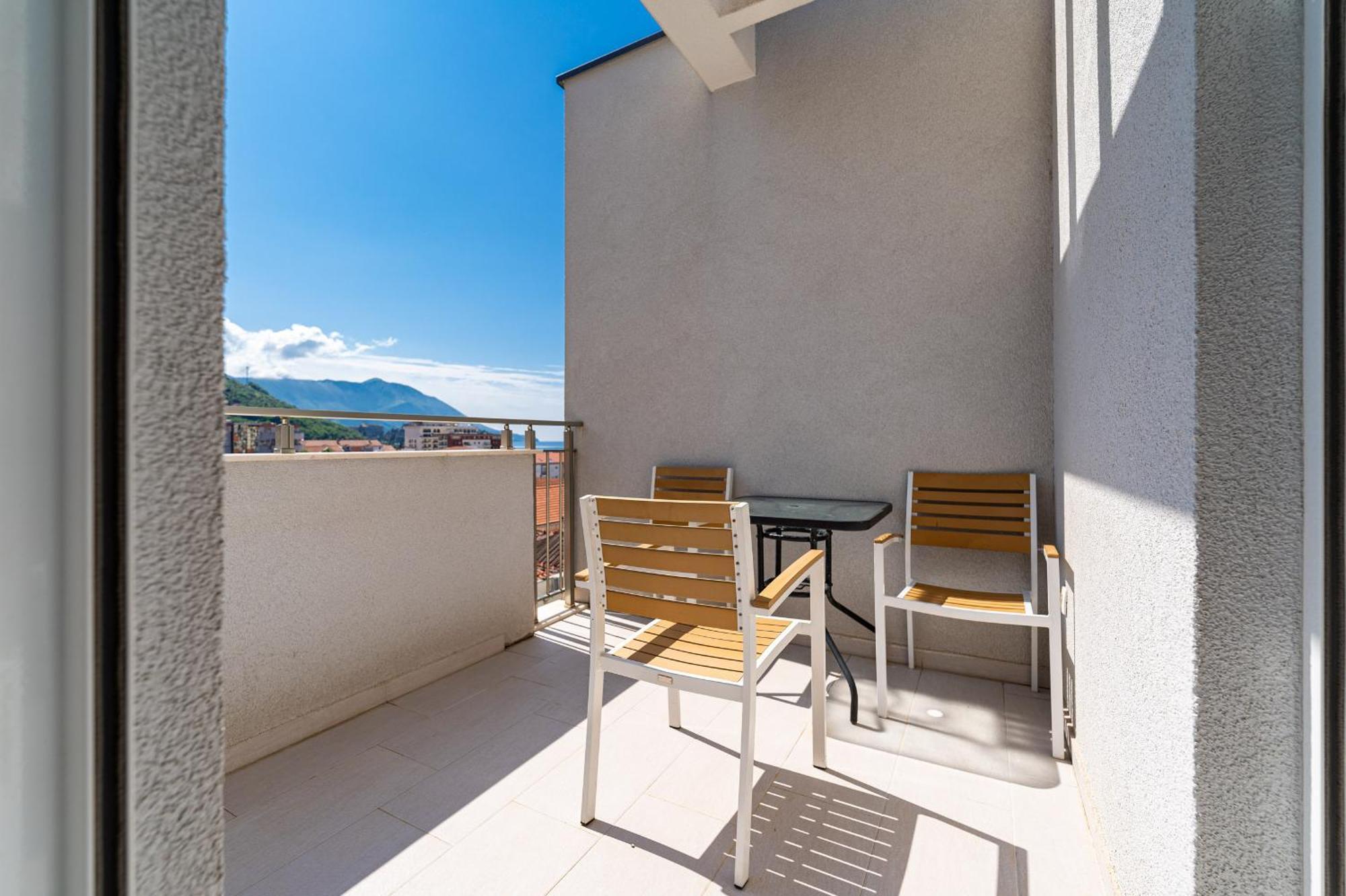 Marea Apartments Budva Bagian luar foto