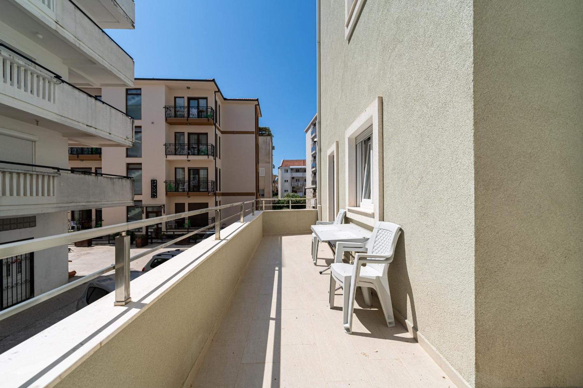 Marea Apartments Budva Ruang foto